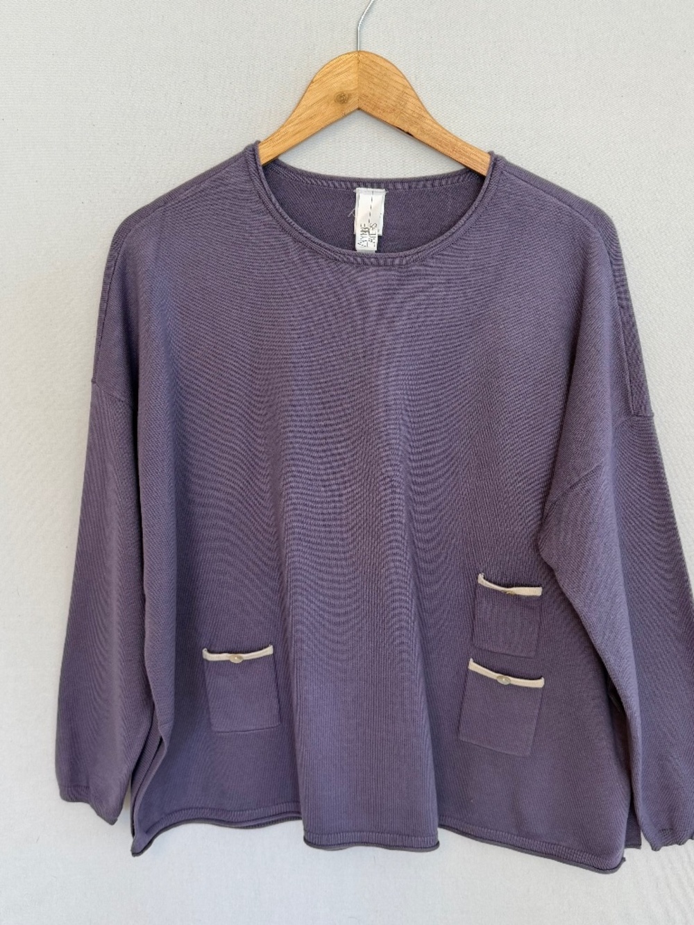 WYNNE LAYERS Women’s Medium Purple Crew Neck Drop Shoulder Sweater New FLAW